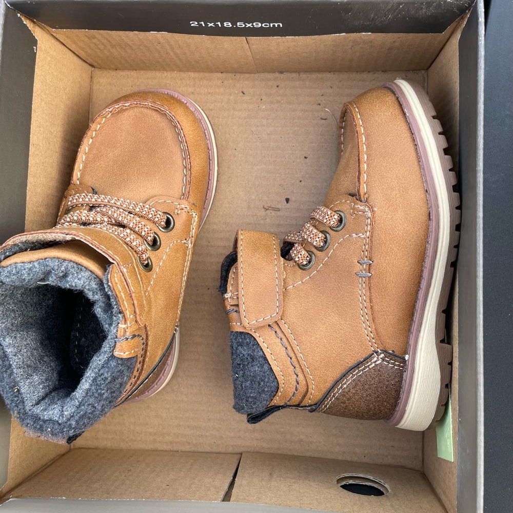 Toddler boots